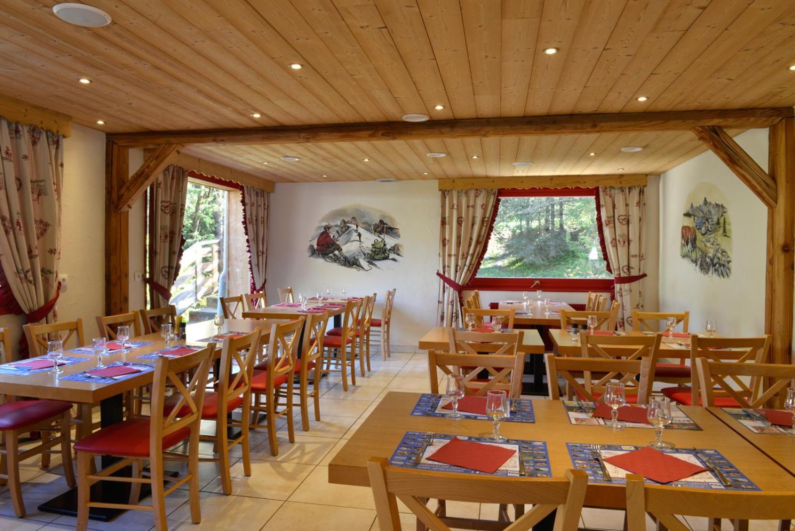 Auberge De La Dranse Chatel Exterior photo